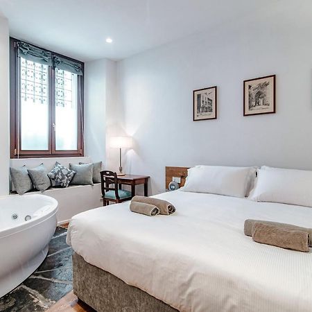 Suite Lo Storico - The House Of Travelers Como Exterior foto